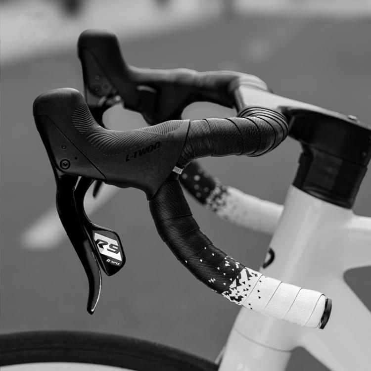 WEST BIKING YP0804093 1pair Bicycle Gradient Wear-Resistant Handlebar Tape Anti-Slip Shock-Absorbing Road Bike Handle Wrap